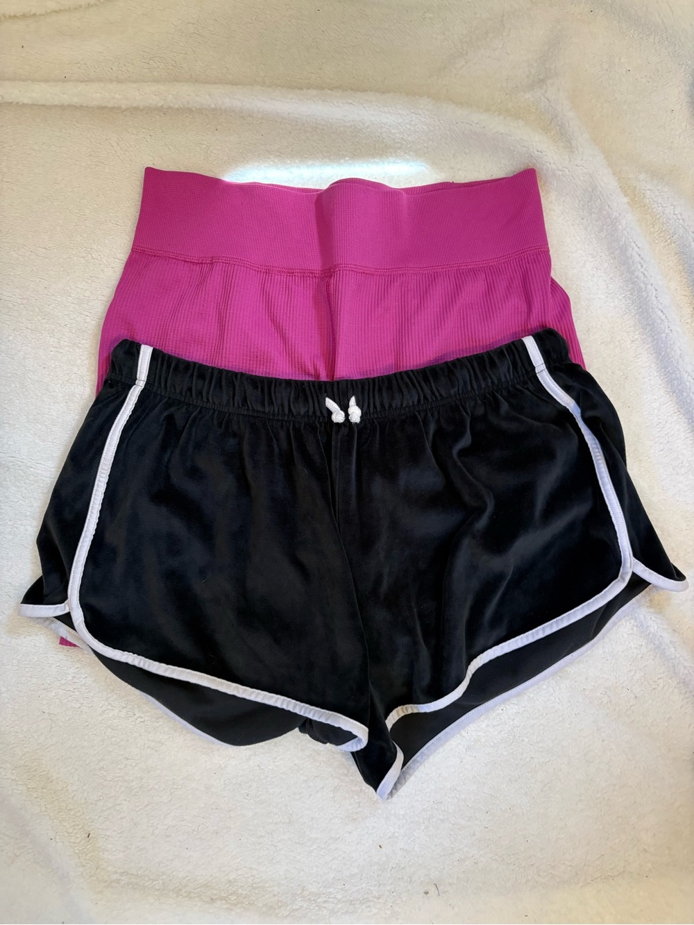 2 pairs of Women’s casual shorts, size large